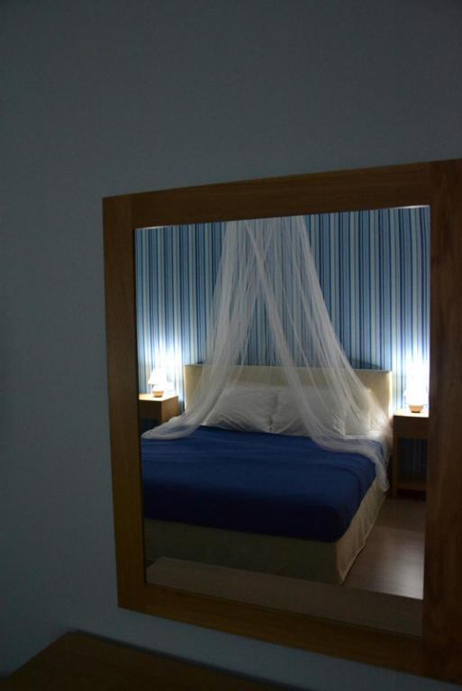 Valente Perlia Rooms Poros Town ภายนอก รูปภาพ